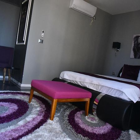Penthouse Apartment On The Beach Bat Yam Ruang foto