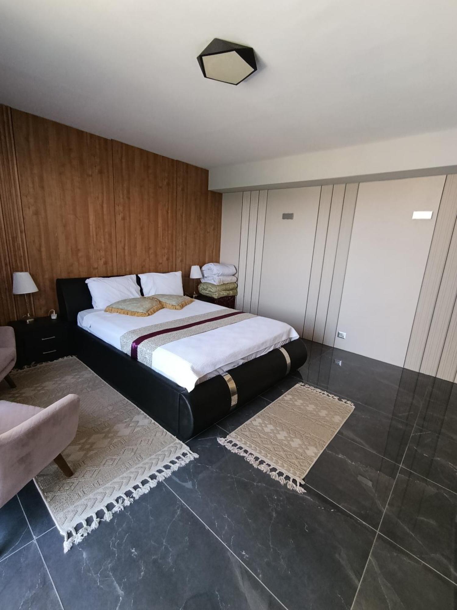 Penthouse Apartment On The Beach Bat Yam Bagian luar foto