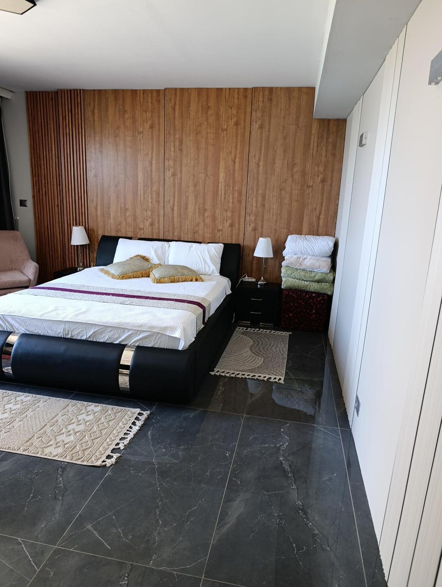 Penthouse Apartment On The Beach Bat Yam Bagian luar foto