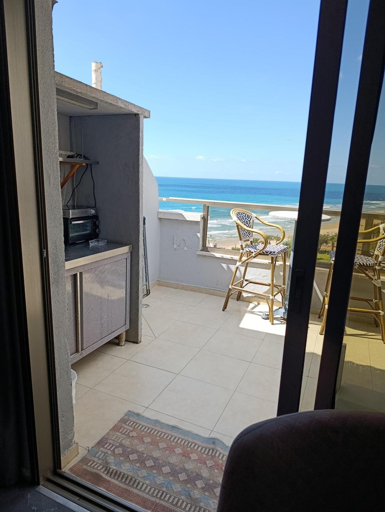 Penthouse Apartment On The Beach Bat Yam Ruang foto